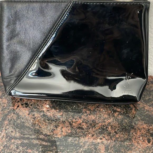 YSL Cosmetics Bag. - Picture 2 of 8